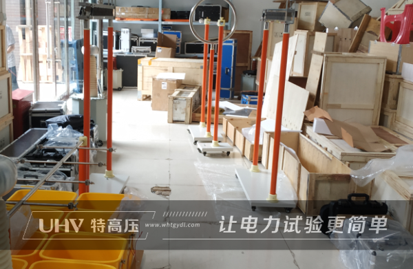 重慶老軍工企業定制特高壓電力絕緣靴測試儀一批！(圖1)