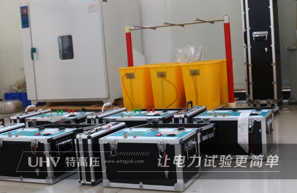 重慶老軍工企業定制特高壓電力絕緣靴測試儀一批！(圖1)
